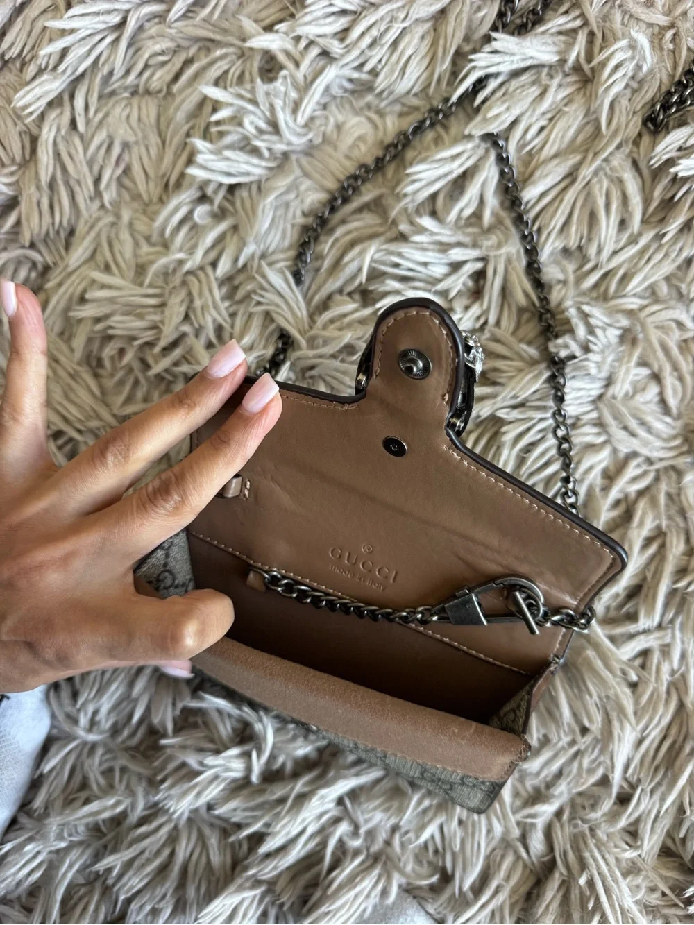 Gucci Brown/Beige GG Supreme Shoulder Bag with Tiger Head - Picture 4 of 5